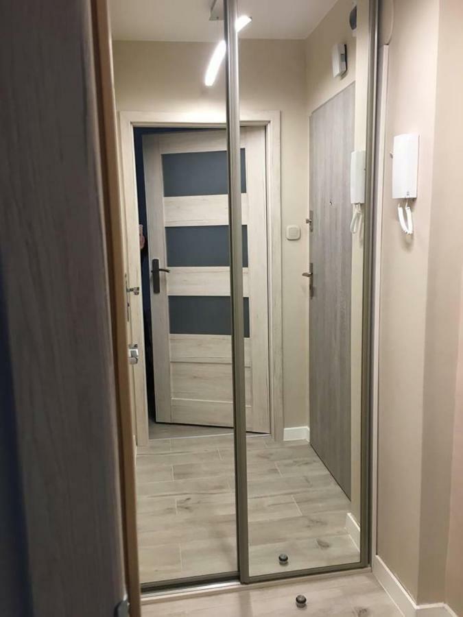 Ferienwohnung Kawalerka - Jelenia Gora, Dziel. Zabobrze Exterior foto